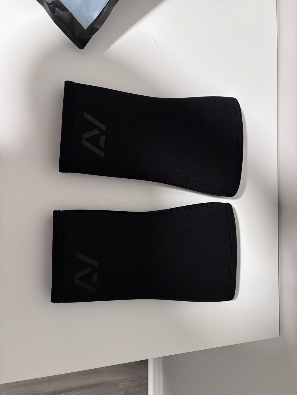 Black A7 powerlifting Knee Sleeves